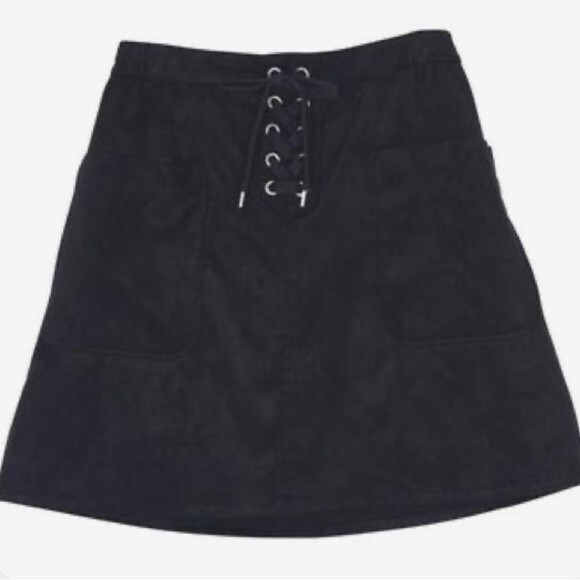 Cato black faux suede festival mini skirt with pockets size 2 NWT - Picture 4 of 10